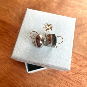 Qudo Firenze stud earrings